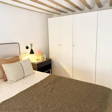 La Vida Malasana Central Apartment for 4 Guests-2